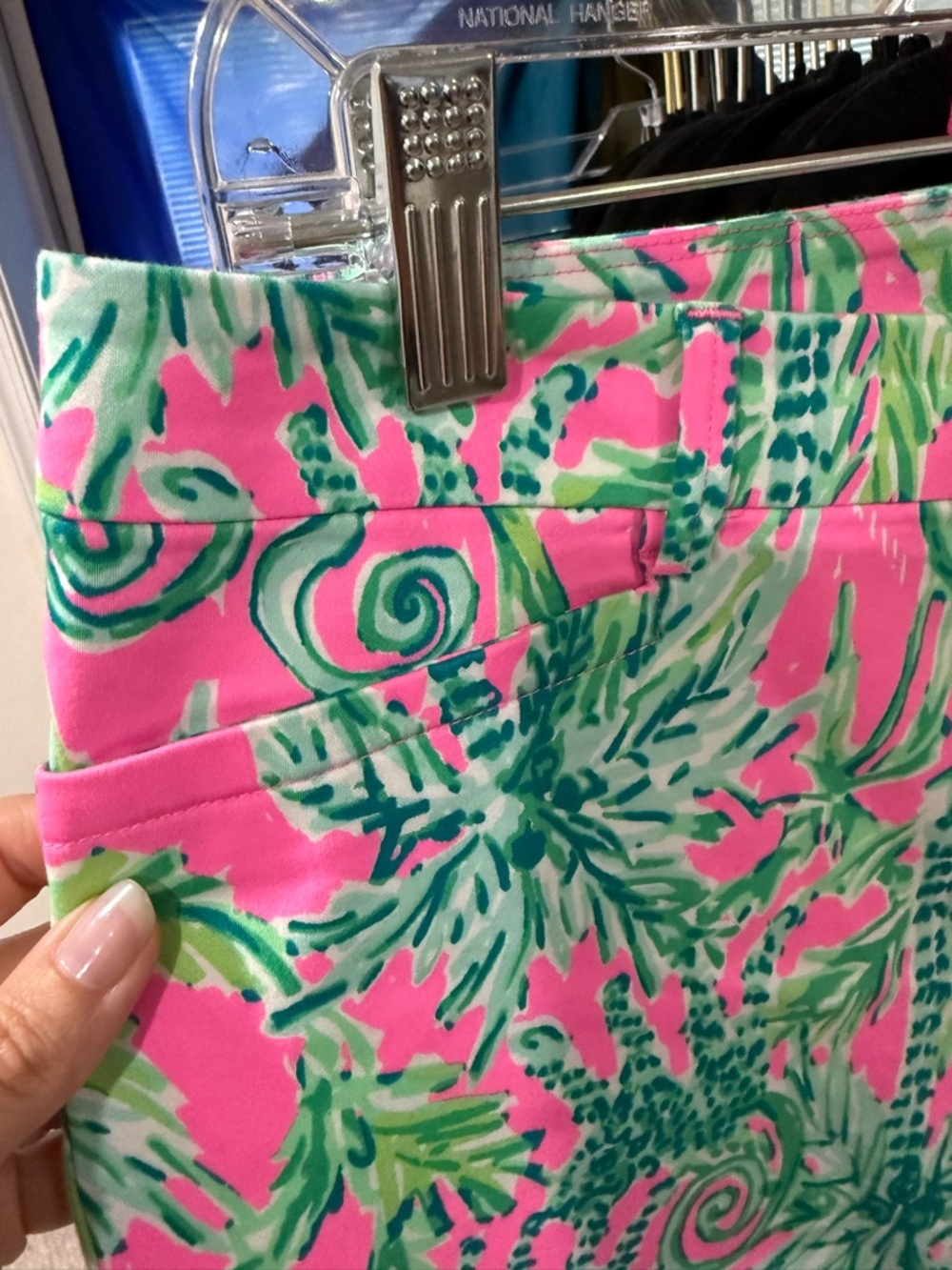 NWOT Lilly Pulitzer Neon Pink Tropical Leaf Print Pants - Picture 5 of 10